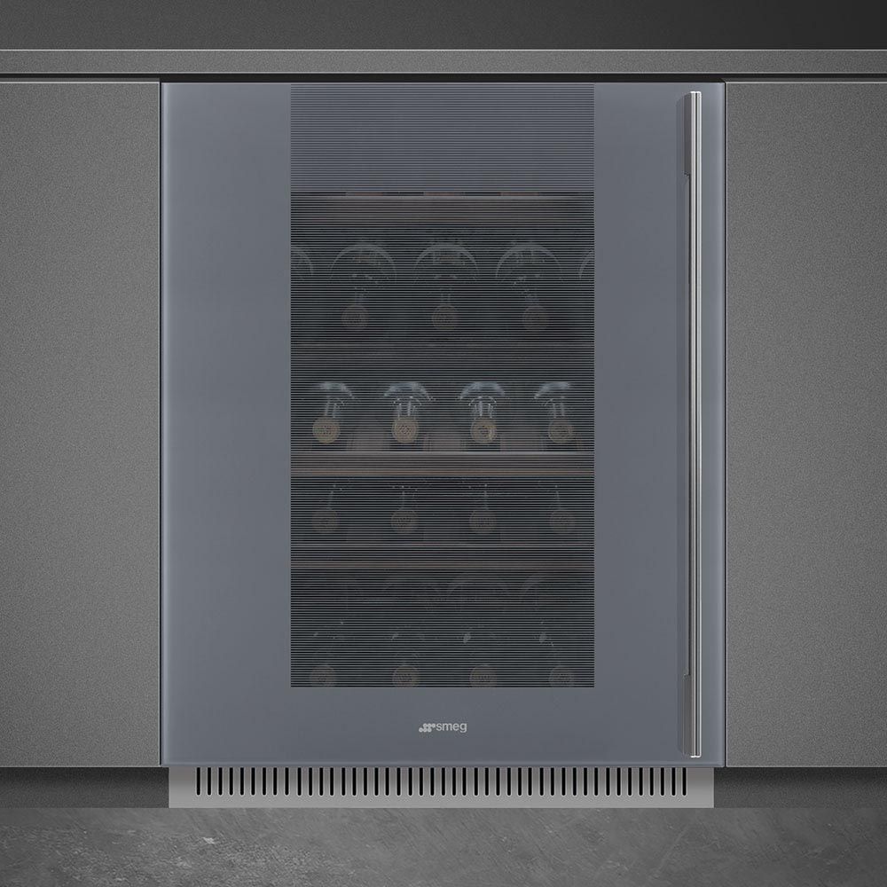 Холодильный шкаф для вина встраиваемый Smeg CVI138LS3