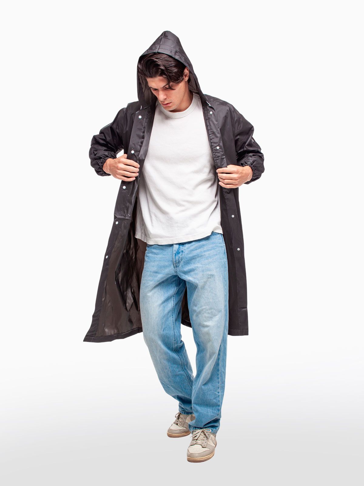 Дождевик водонепроницаемый c капюшоном женский / мужской / универсальный, на кнопках, полиэтилен, цвет черный