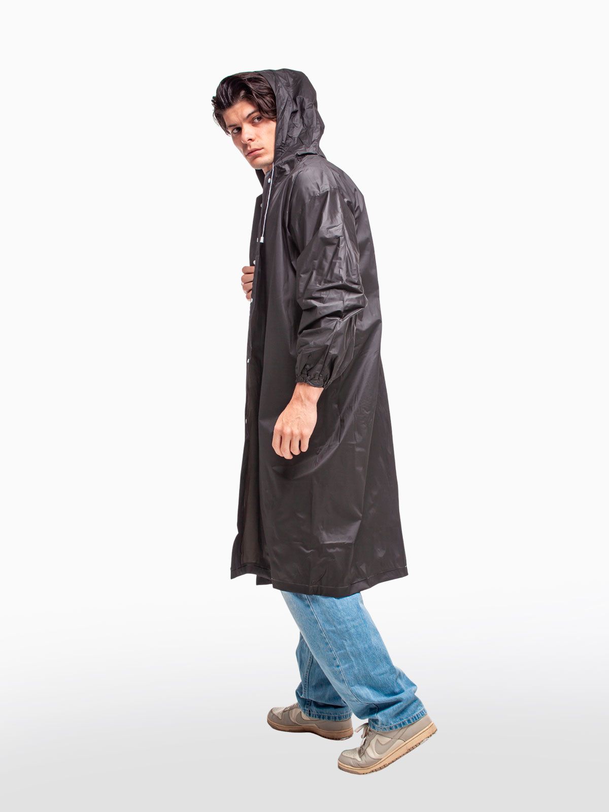 Дождевик водонепроницаемый c капюшоном женский / мужской / универсальный, на кнопках, полиэтилен, цвет черный