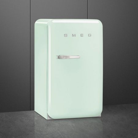 Отдельностоящий однодверный холодильник Smeg FAB10RPG5