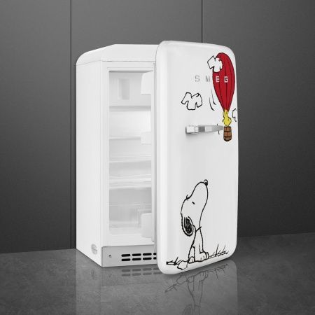 Отдельностоящий однодверный холодильник Smeg FAB10RDSN5