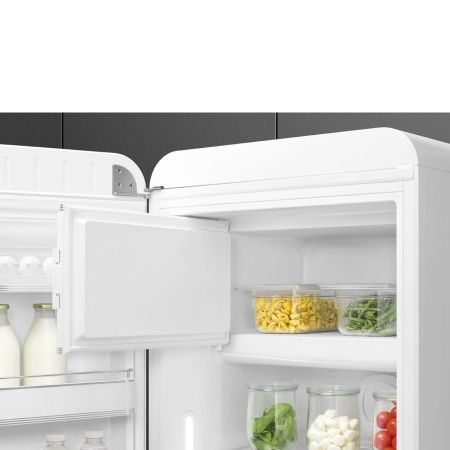 Отдельностоящий однодверный холодильник Smeg FAB28LWH5
