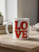 Керамическая кружка "LOVE" с надписью и сердечками