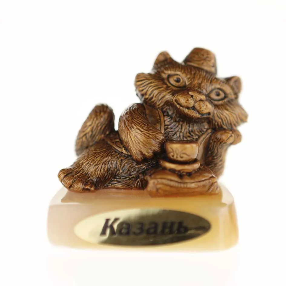 Кот на селените с пиалой Казань