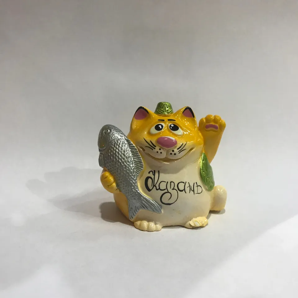 Кот с рыбкой Казань 5см (зеленый)
